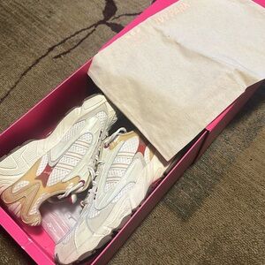 Adidas Ivy Park Savage | Men’s 7.5 | Women’s 8.5 - Worn